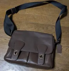 Item thumbnail for item d0df3eec-9f4b-4440-8996-324324933c10