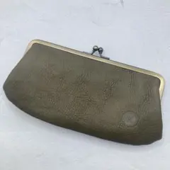 極美品　kanmi カンミ　がま口　長財布　ゴールド金具　ロゴ型押し　カーキのサムネイル