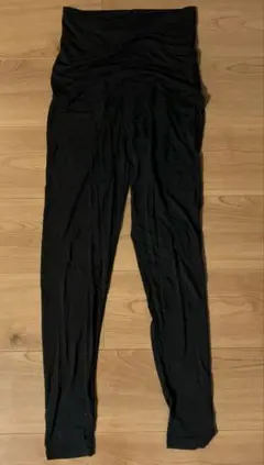 ユニクロ　HEATTECH ブラック マタニティレギンス　S