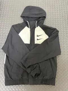 【秋服】NIKE ナイロンジャージ　Mサイズ 美品