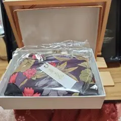 昭和レトロ　花柄がま口ポーチ（紫）オリジナルボックス付き