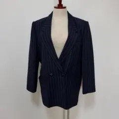 Item thumbnail for item a5e57f13-335b-4fb6-8cd0-e3bf6dce5b14