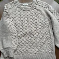 クルーネックニット