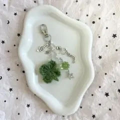 クローバー チャーム