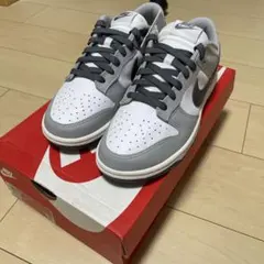 Nike Dunk Low ホワイト/グレー