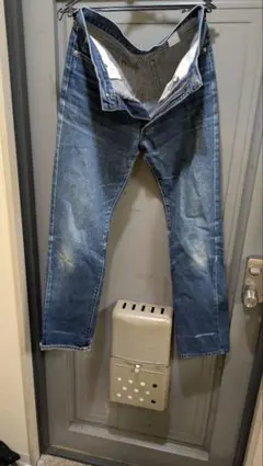 スリムフィットデニムパンツ ライトブルー