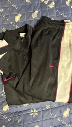 NIKE ジャージ セットアップ ブラック ピンク 3XLのサムネイル