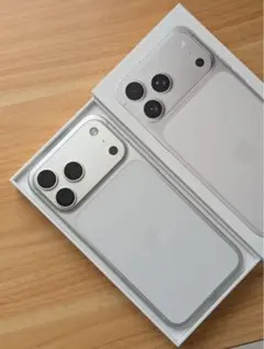 iPhone 17 Pro Max (シルバー) - 超美品・SIMフリー