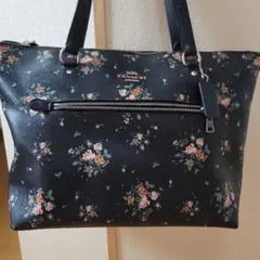 COACH 花柄 トートバッグ ブラックのサムネイル