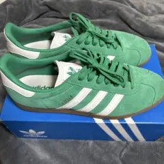 adidas GAZELLE グリーン/ホワイト スニーカー