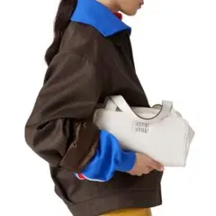 新品同様【ミュウミュウ】トップハンドルバッグ シャインカーフレザー ホワイトのサムネイル