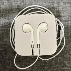 Apple EarPods 3.5mmプラグ 有線イヤホンのサムネイル