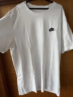 NIKE Tシャツ 白 刺繍ロゴ