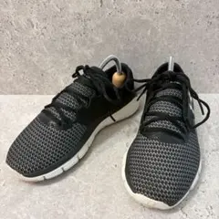 Under Armour アンダーアーマー スニーカー ブラック 23cmのサムネイル