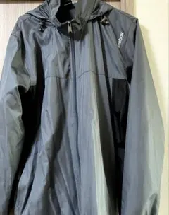 Reebok フード付きウィンドブレーカー M ダークグレー