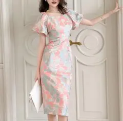 花柄タイトドレス ワンピース セクシー エレガント ランタンスリーブ ピンク