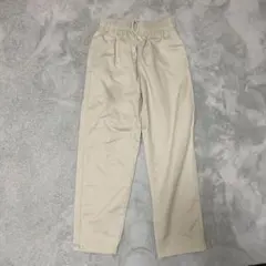 GU ベージュ チノパン Sサイズ