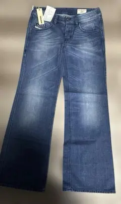 DIESEL デニムパンツ　新品　ジーンズ　ディーゼル