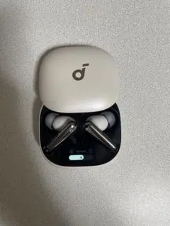 Anker Soundcore Liberty 4 Pro ホワイト