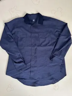 ネイビー 長袖シャツ ボタン付きポケット