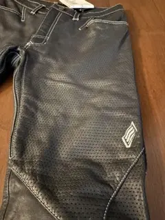 HYOD製ストレートレザーパンツ LL 美品 パンチング×メッシュ ヒョウドウ HYOD製ストレートレザーパンツ LL 美品 パンチング×メッシュ