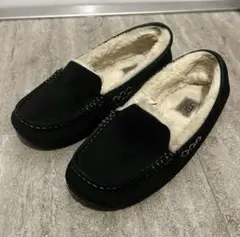 UGG モカシン　ブラック　24.5〜25センチ