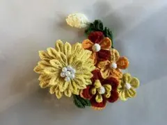 手作りブローチ