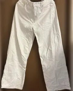 白　ズボン