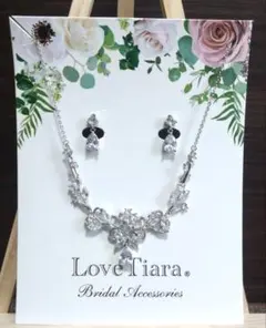 Love Tiara ブライダルアクセサリー ネックレス＆ピアス