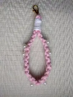 【匿名配送】パール編み込み ストラップ ピンク 内周約１８センチ ハンドメイド