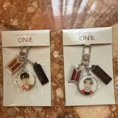 BTS MOS ON:E キーリング　JIN JIMIN