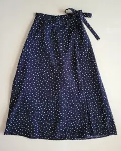 GU 白色ドット×ネイビースカート