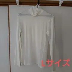 ユニクロ　ヒートテックウルトラライトタートルネックT　オフホワイトブラック2枚