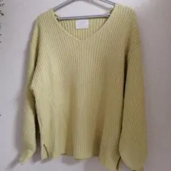 2026年流行カラー　Discoat 春色　セーター　Mサイズ　ボリューム袖