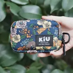 KiUウォーターリペレントポーチ Kiu x Bleu Bleuet コラボのサムネイル