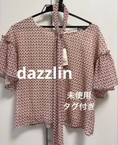 dazzlin 半袖 ブラウス フリル袖 花柄 トップス　首元リボン付きのサムネイル