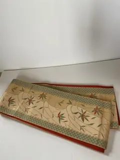 Item thumbnail for item 6f624a9a-46b9-43e9-a8dc-7bf0d0adfe5b