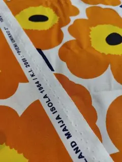 マリメッコ marimekko　はぎれ　布　生地　ウニッコ