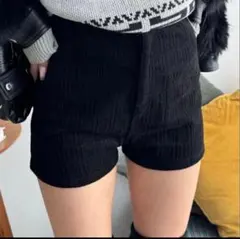 SHAGGIE モノグラムタイトハイウエストショートパンツ