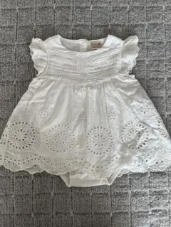 petit main オーバーレースロンパース　70サイズ