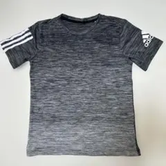 adidas グレー Tシャツ　スポーツTシャツ