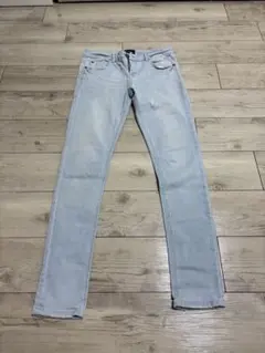 ⭐︎年末処分⭐︎ライトブルースキニーデニム