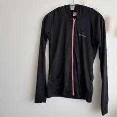 美品　 フード付きラッシュガード Ｍ
