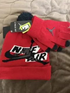 Jordan 赤 ニット帽 手袋 2点セット