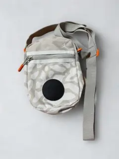 Item thumbnail for item 81009977-883b-4ac6-bdf7-42b45b635f05