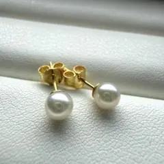 あこや　本真珠　ベビーパール　ピアス　上品　シンプル　未使用　テリ良品