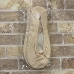 Merrytutu バレエシューズ　25.5cm （普段24.5の方向け）