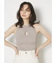 【即購入OK】　ホルターNC Knit TOP rienda 前後2wayのサムネイル