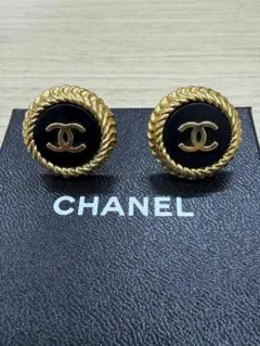 CHANEL イヤリング ゴールド/ブラック　ヴィンテージ　96P
