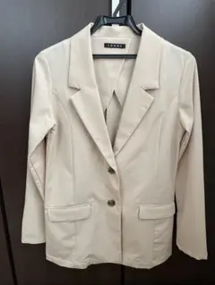 【美品】INGNI ジャケット　Mサイズ　ベージュ